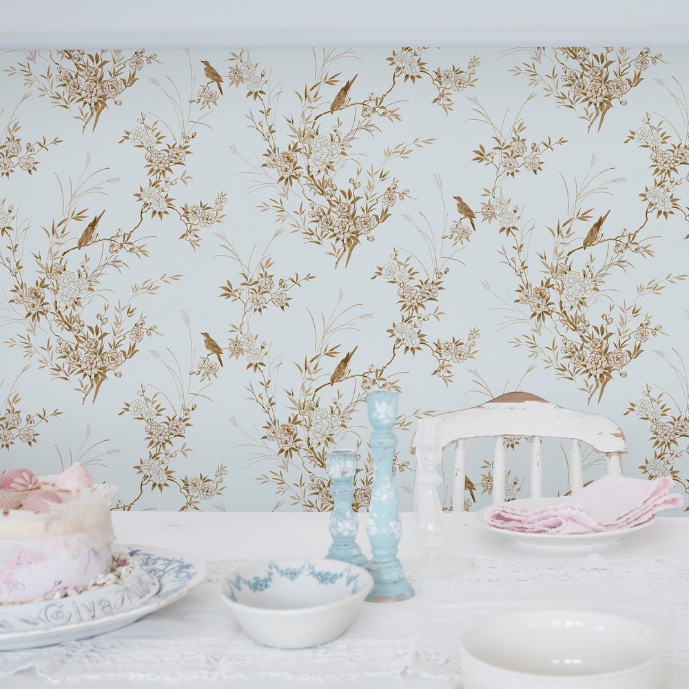 Bird Chinoiserie Blue and Gold Wallpaper - 125121_ROOMSET_BIRD CHINOISERIE BLUE_01.jpg