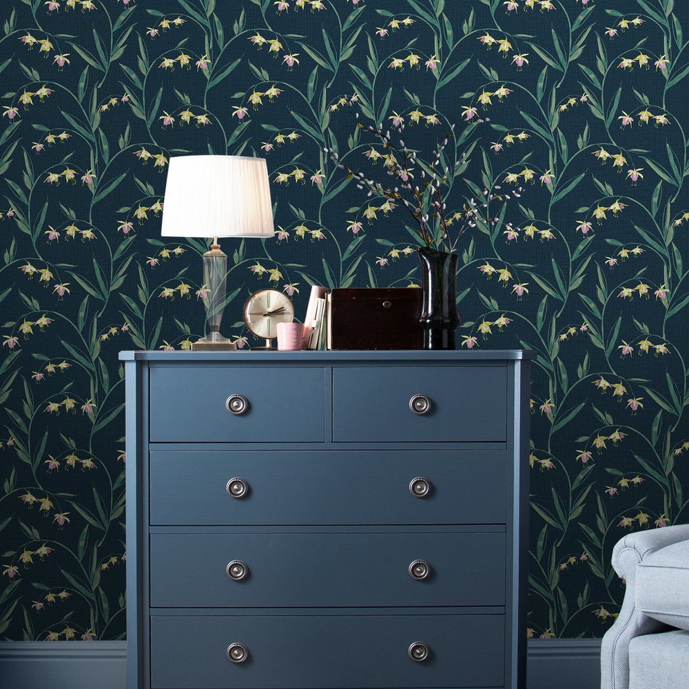 Laura Ashley Fulwell Fuchsia Midnight Seaspray Wallpaper - 127402_ROOMSET_FULWELL FUSCIA MIDNIGHT SEASPRAY_01.jpg