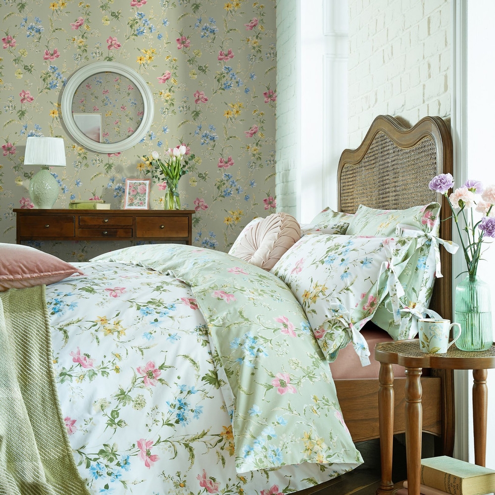 Laura Ashley Poppy Meadow Sage Green Wallpaper - 127405_ROOMSET_POPPY MEADOW SAGE GREEN_01.jpg