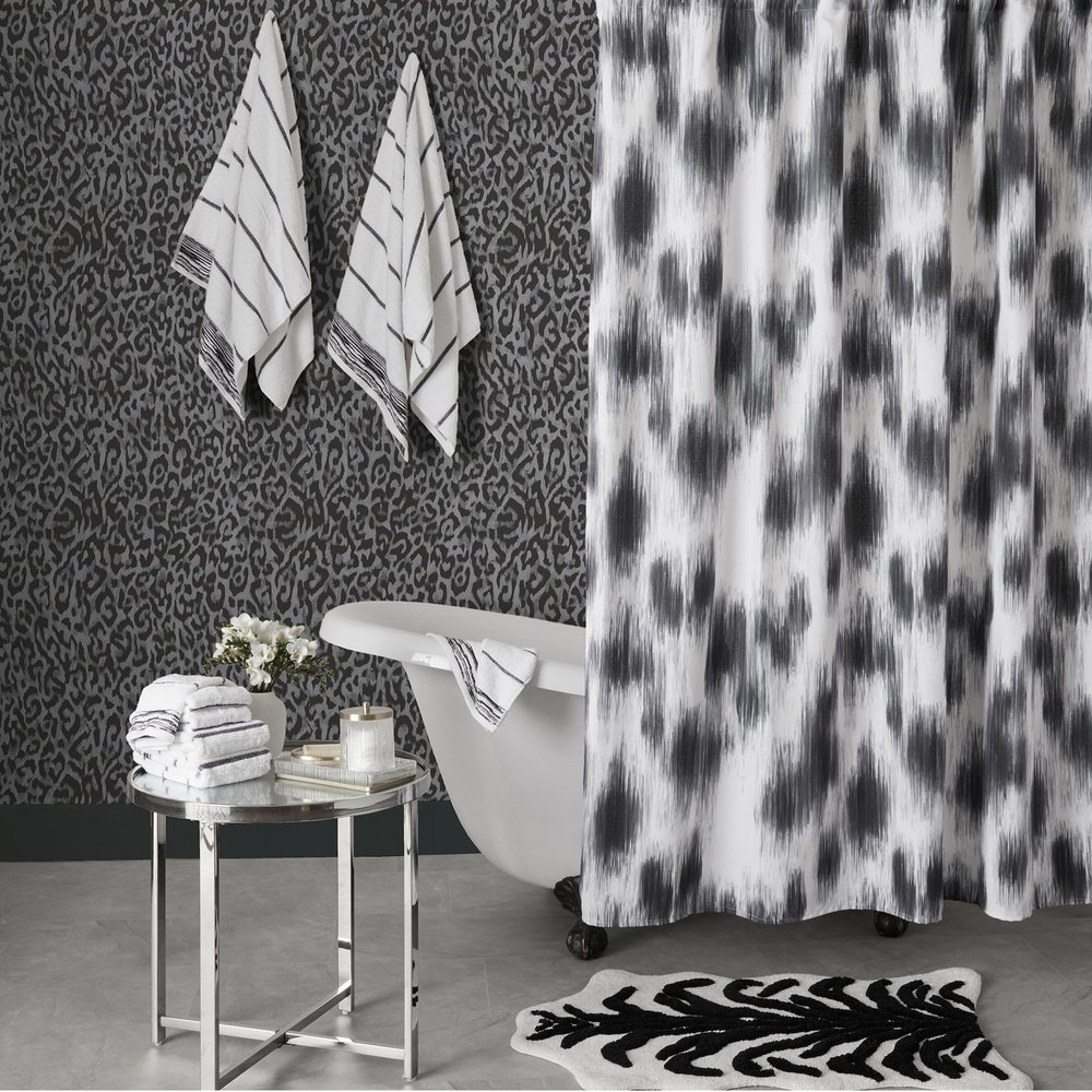 Nicole Miller Laid Back Leopard Peel & Stick Black Wallpaper